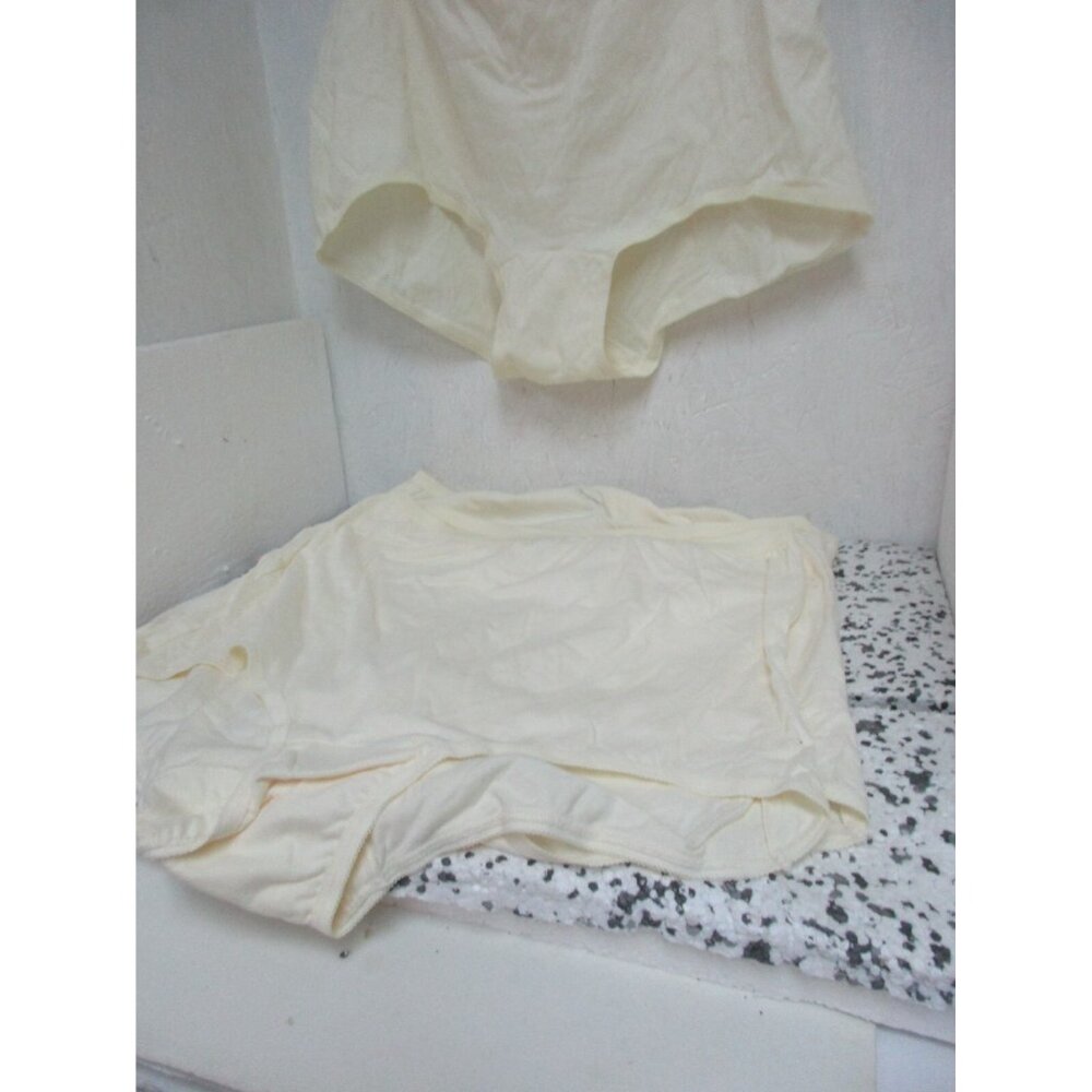 Vanity Fair 6 Pairs Women's Perfectly Yours Panties 15320  White Size 9/2XL New - Picture 2 of 3